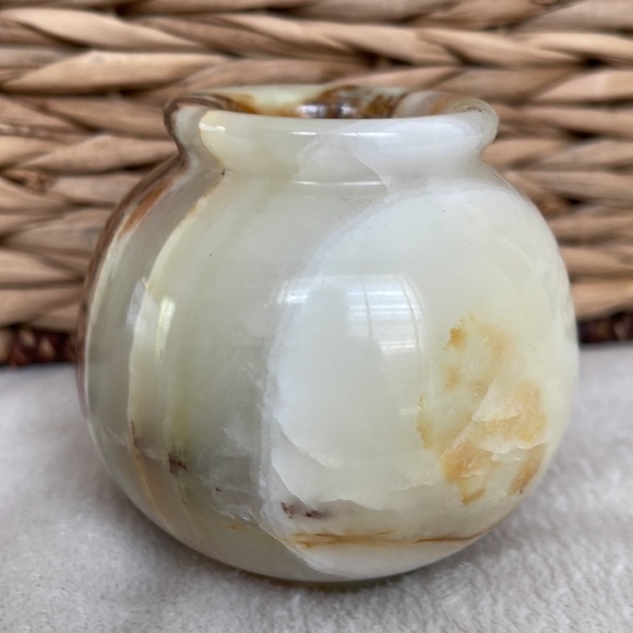 Natural Onyx Banded Green Brown Onyx Small Round Vase Home Decor - Picture 5 of 7